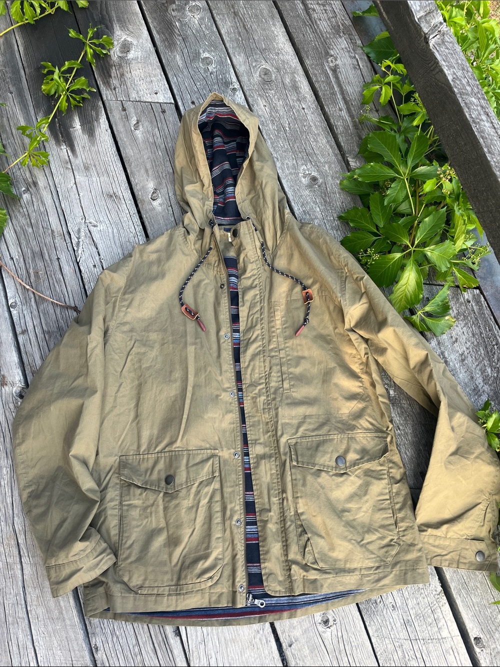 Bridge and Burn Men's Hooded dry waxed ripstop Utility Jacket in Olive